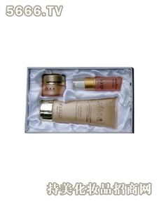 美宝化妆品全解析 产品展示、真实测评与最新动态